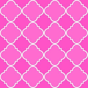 quatrefoil  corner magenta #ff53c6