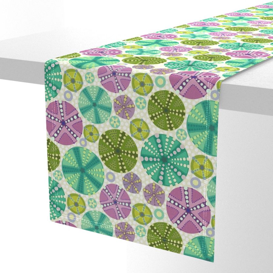 HOME_GOOD_TABLE_RUNNER