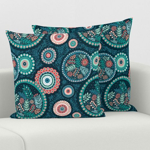 HOME_GOOD_SQUARE_THROW_PILLOW