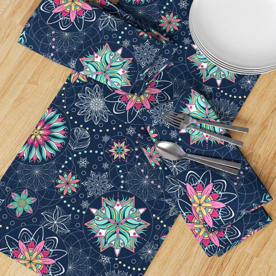 HOME_GOOD_TABLE_RUNNER