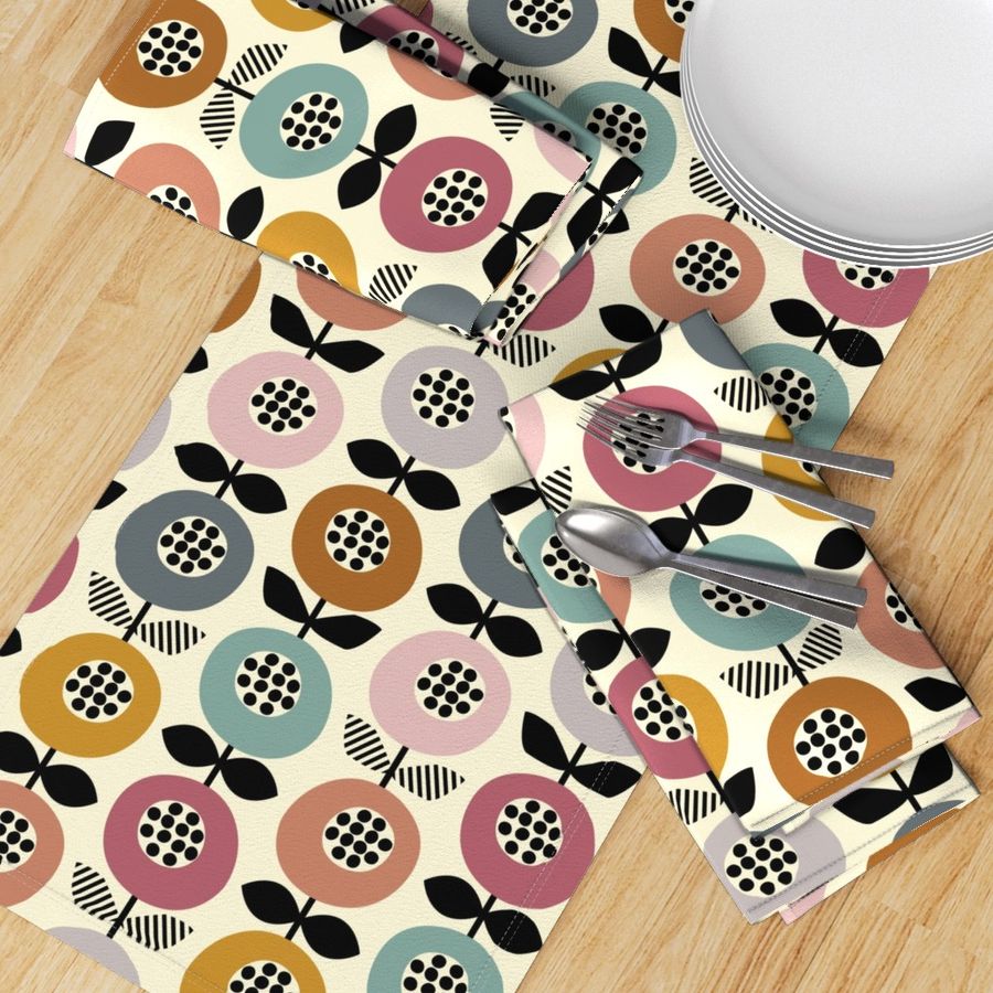 HOME_GOOD_TABLE_RUNNER