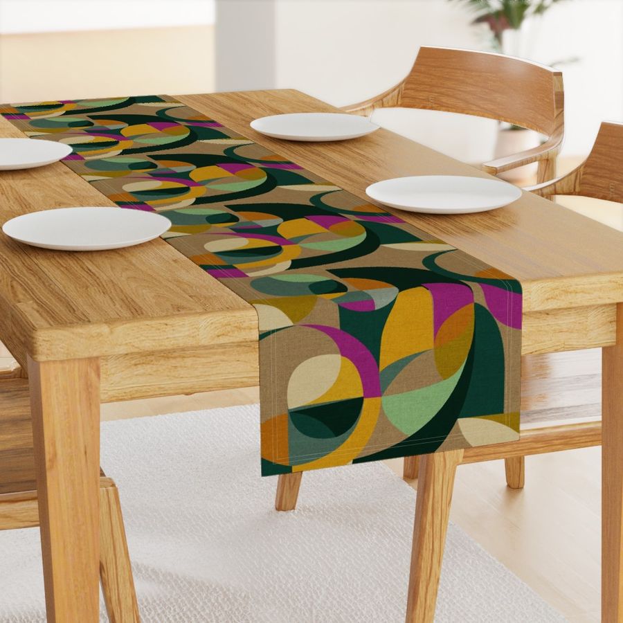 HOME_GOOD_TABLE_RUNNER