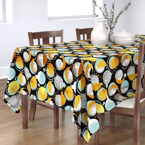 HOME_GOOD_RECTANGULAR_TABLE_CLOTH