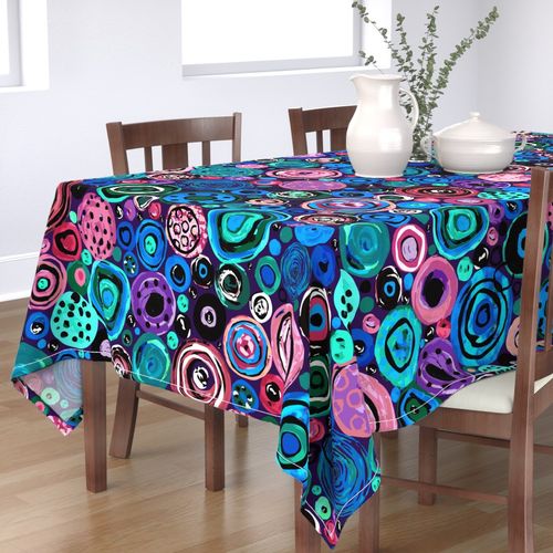 HOME_GOOD_RECTANGULAR_TABLE_CLOTH