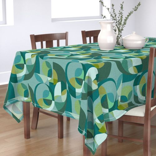 HOME_GOOD_RECTANGULAR_TABLE_CLOTH