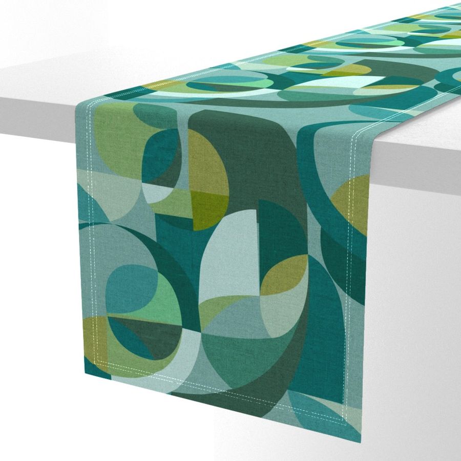 HOME_GOOD_TABLE_RUNNER