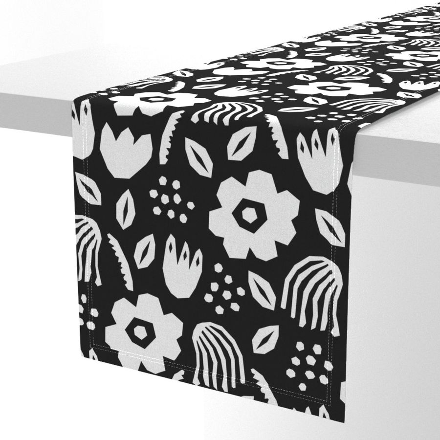 HOME_GOOD_TABLE_RUNNER