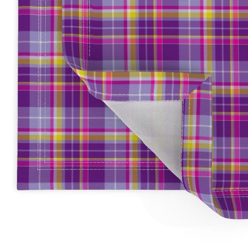 Happy plaid-large