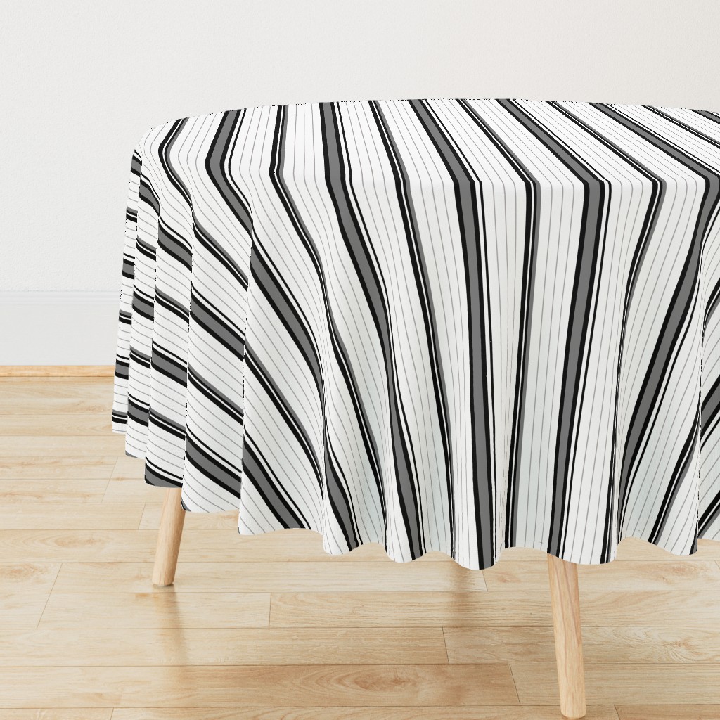 Black Noir & White Striped Stripe