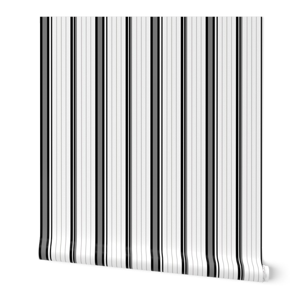 Black Noir & White Striped Stripe