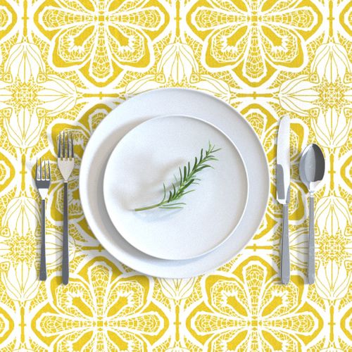 HOME_GOOD_RECTANGULAR_TABLE_CLOTH