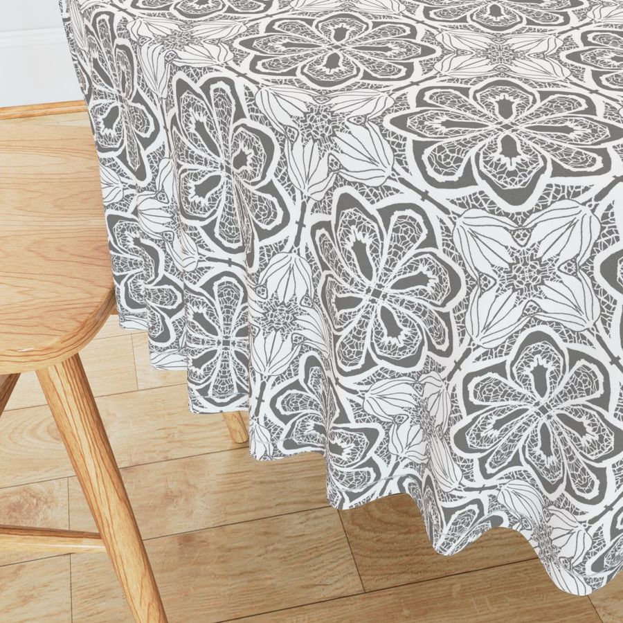 HOME_GOOD_ROUND_TABLE_CLOTH