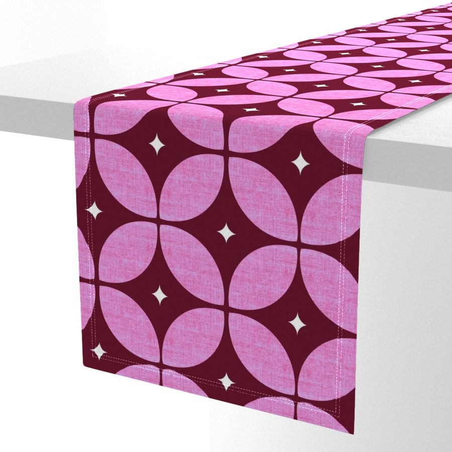 HOME_GOOD_TABLE_RUNNER