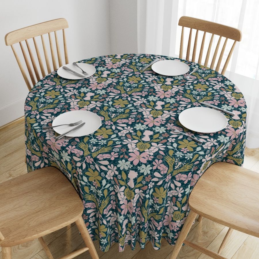 HOME_GOOD_ROUND_TABLE_CLOTH