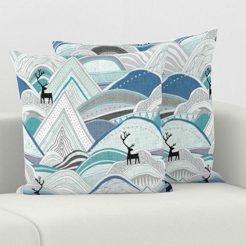 HOME_GOOD_SQUARE_THROW_PILLOW