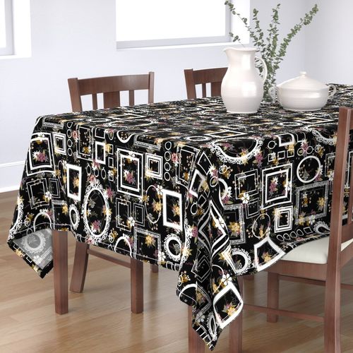 HOME_GOOD_RECTANGULAR_TABLE_CLOTH