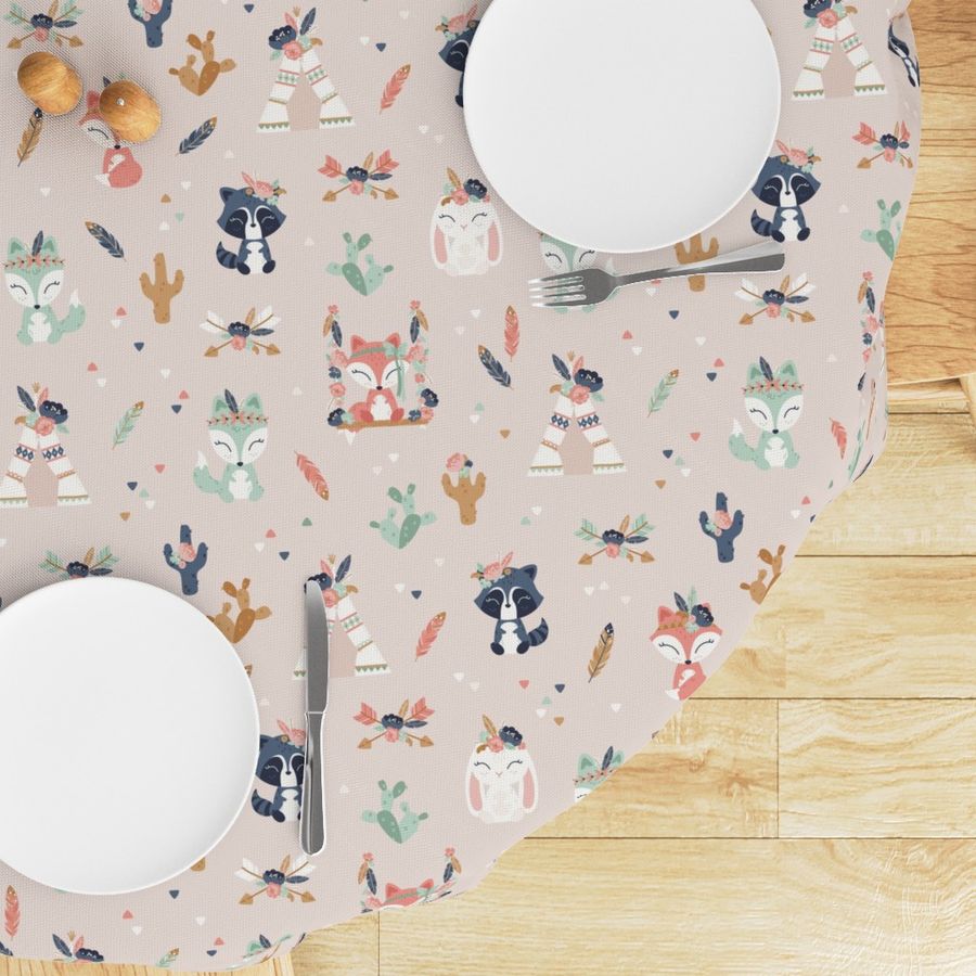 HOME_GOOD_ROUND_TABLE_CLOTH