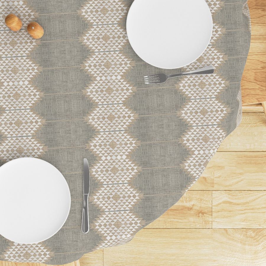 HOME_GOOD_ROUND_TABLE_CLOTH