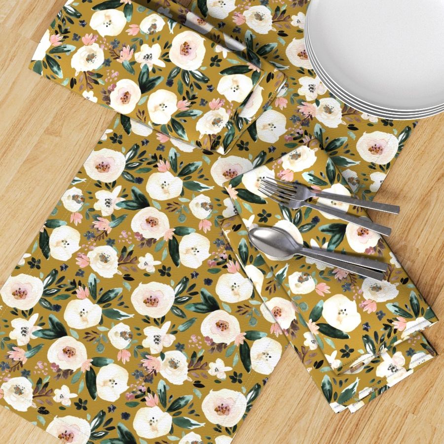 HOME_GOOD_TABLE_RUNNER