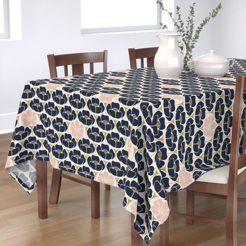 HOME_GOOD_RECTANGULAR_TABLE_CLOTH