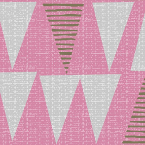 pink triangles-jumbo-fanciful fifties flowers coordinate