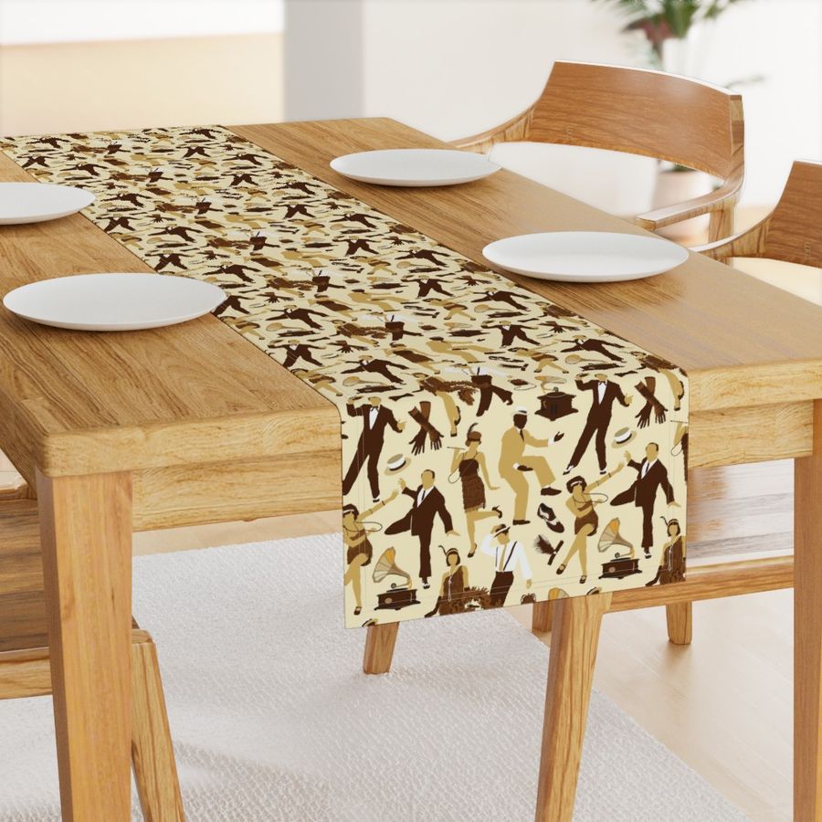 HOME_GOOD_TABLE_RUNNER