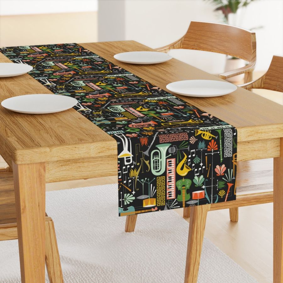 HOME_GOOD_TABLE_RUNNER