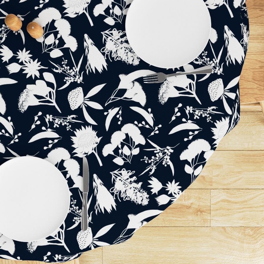 HOME_GOOD_ROUND_TABLE_CLOTH