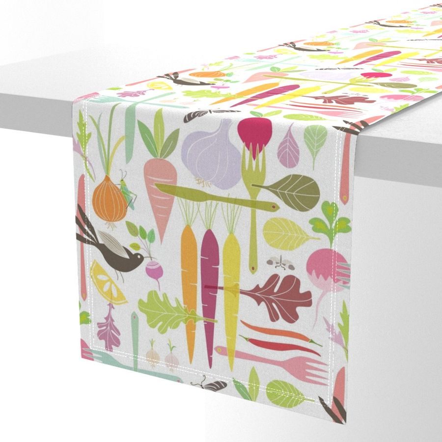 HOME_GOOD_TABLE_RUNNER