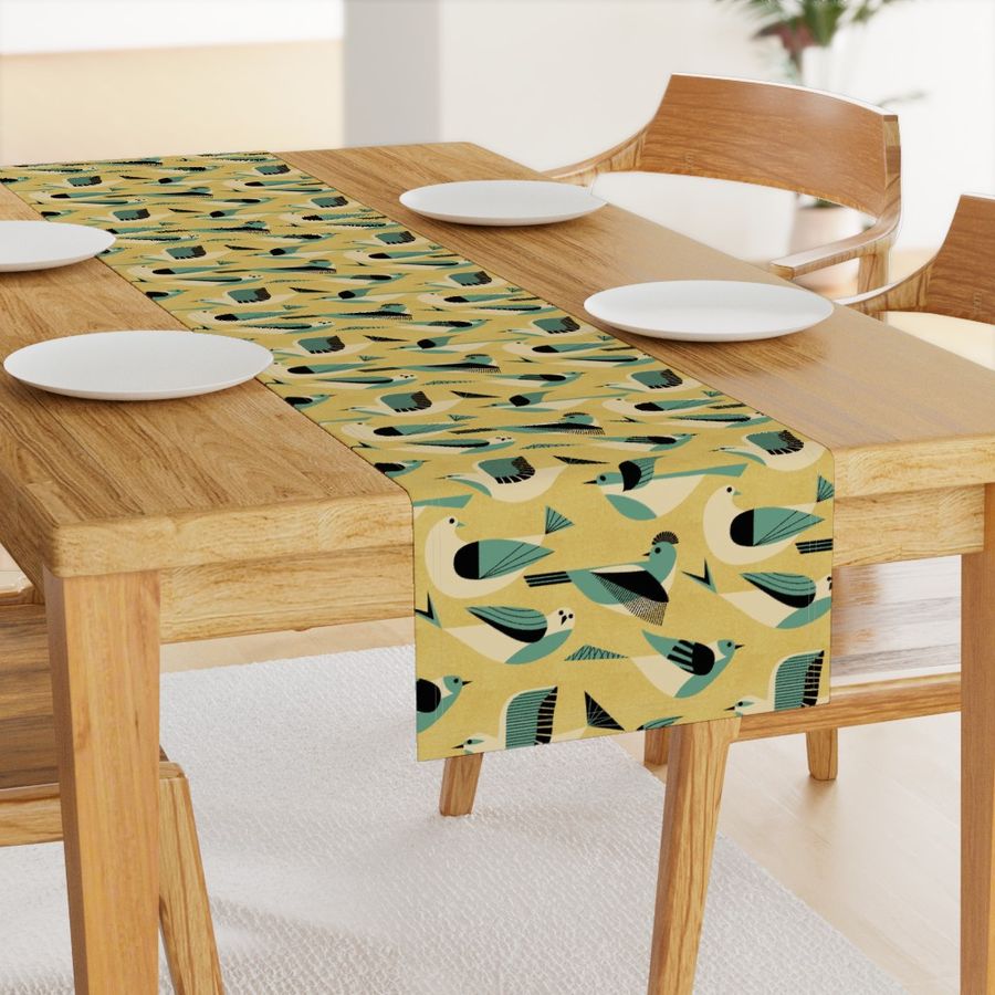 HOME_GOOD_TABLE_RUNNER