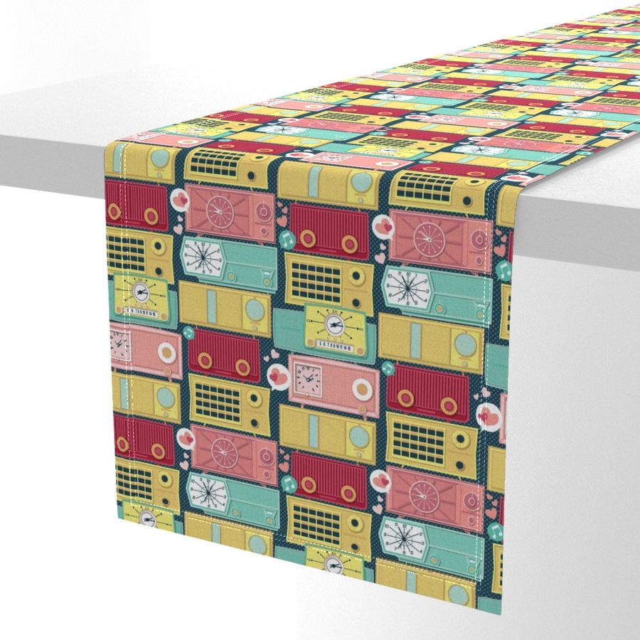 HOME_GOOD_TABLE_RUNNER