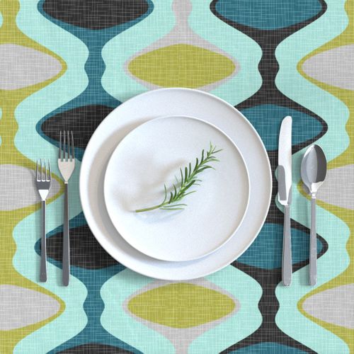 HOME_GOOD_RECTANGULAR_TABLE_CLOTH