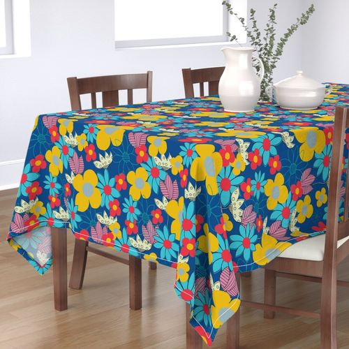 HOME_GOOD_RECTANGULAR_TABLE_CLOTH