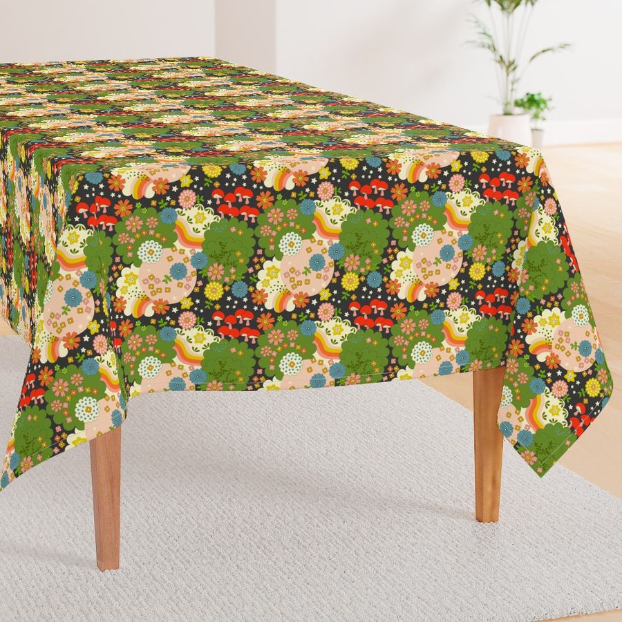 HOME_GOOD_RECTANGULAR_TABLE_CLOTH