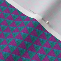 CMSC9HB - Isosceles Triangle Checks Substitute in Green and Maroon - Half inch half-brick repeat