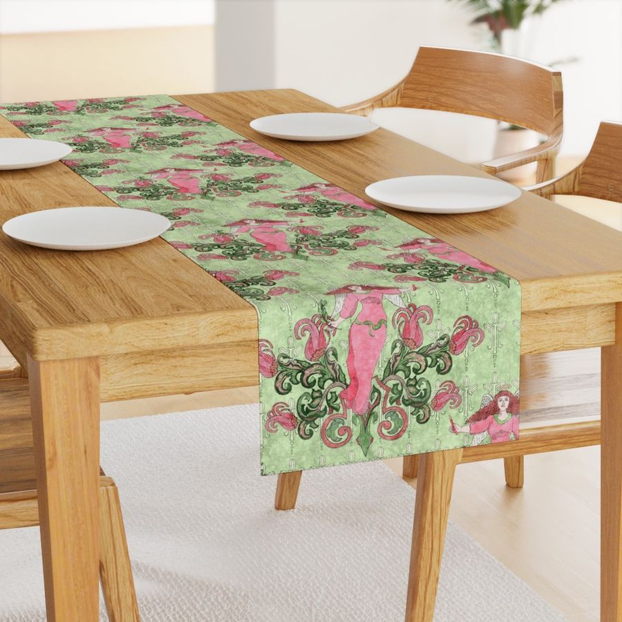 HOME_GOOD_TABLE_RUNNER