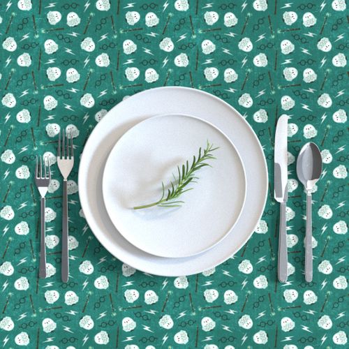 HOME_GOOD_RECTANGULAR_TABLE_CLOTH