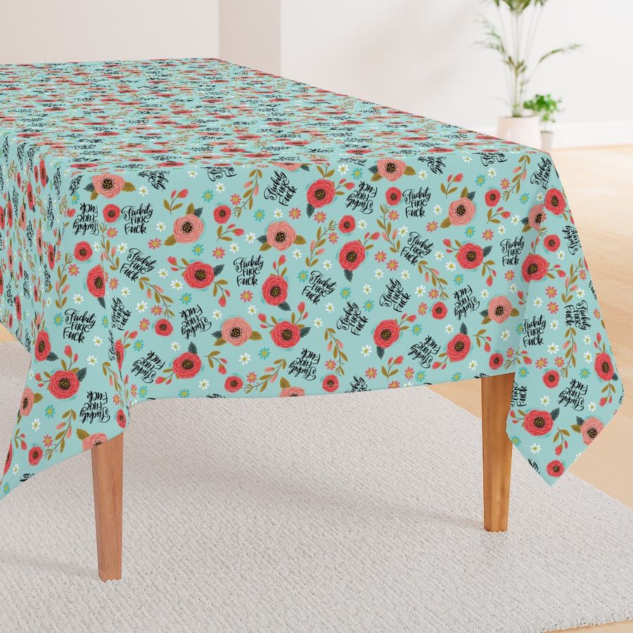 HOME_GOOD_RECTANGULAR_TABLE_CLOTH