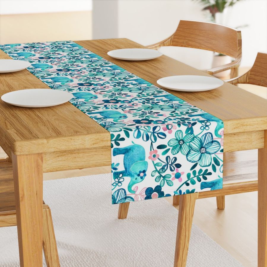 HOME_GOOD_TABLE_RUNNER