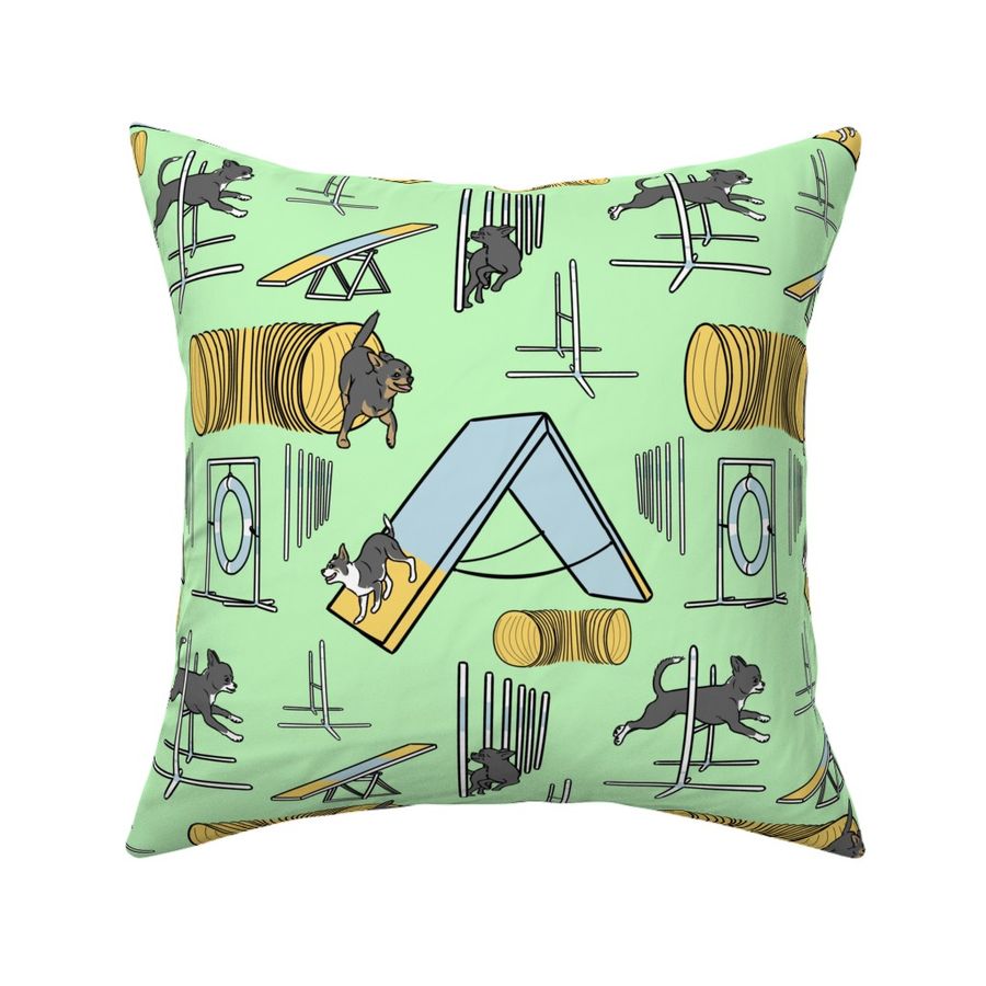 HOME_GOOD_SQUARE_THROW_PILLOW