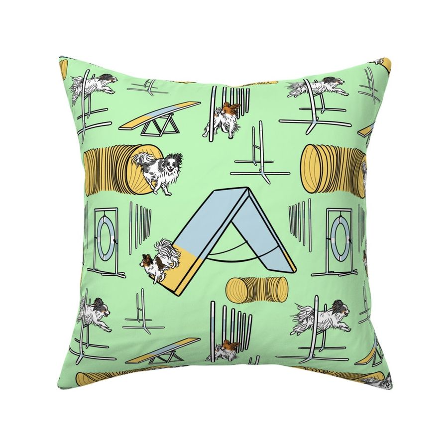 HOME_GOOD_SQUARE_THROW_PILLOW