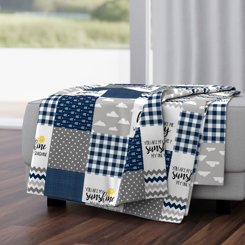 Modified You are my sunshine//Navy//Plaid - Wholecloth Cheater Quilt