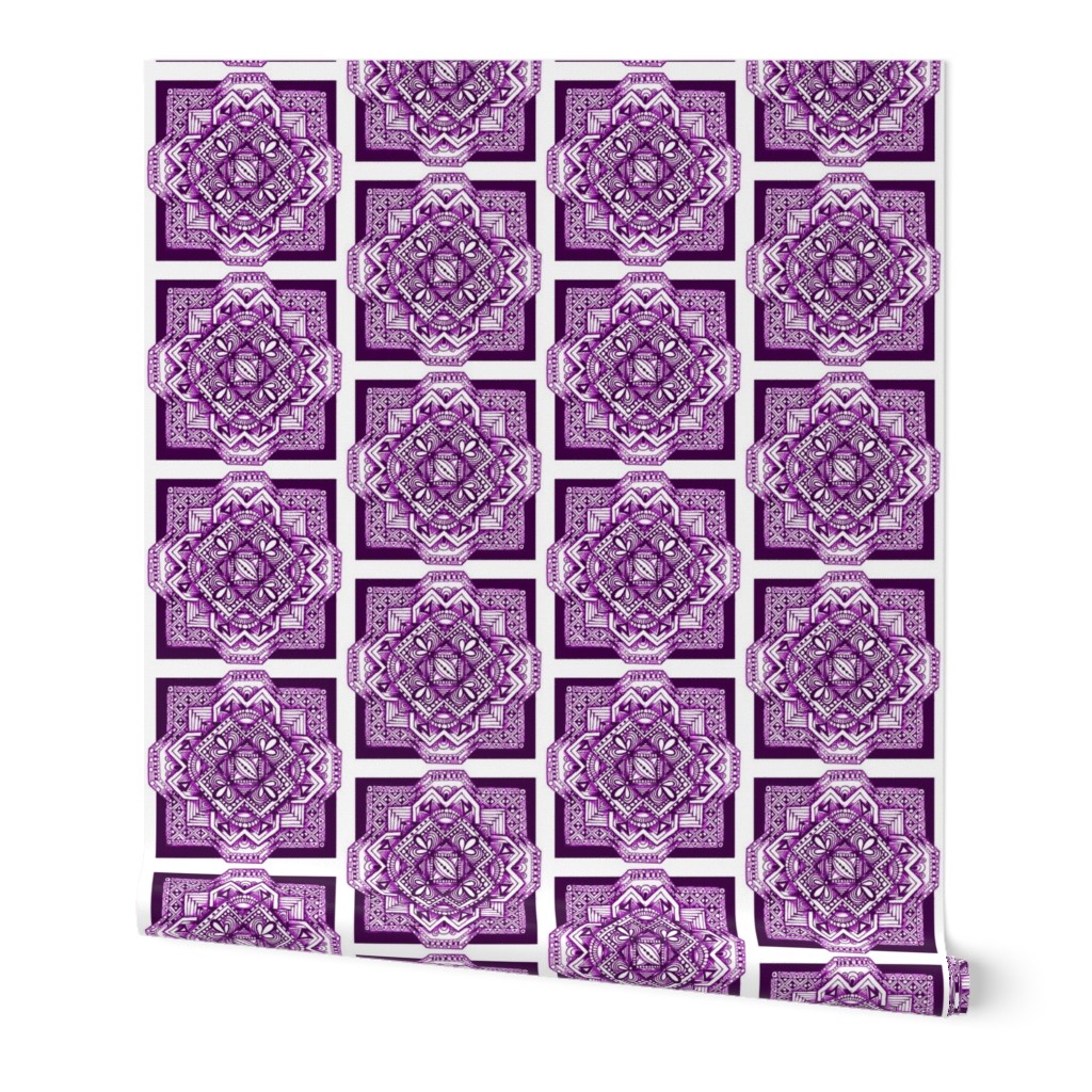 square medalion purple