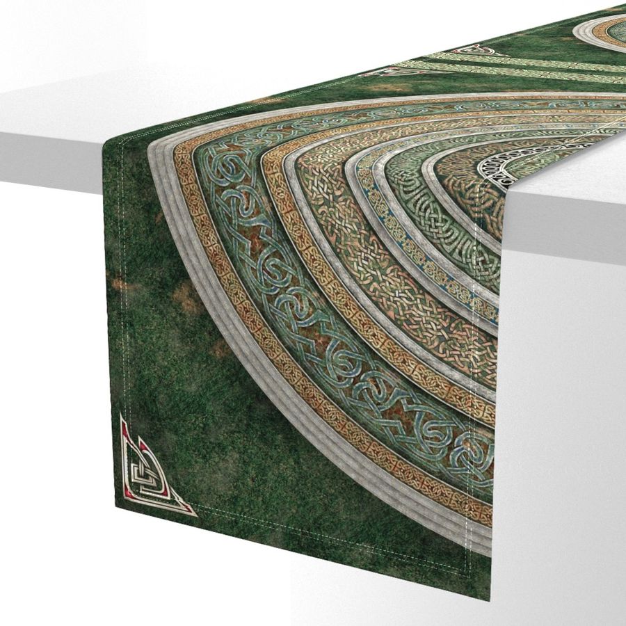 HOME_GOOD_TABLE_RUNNER