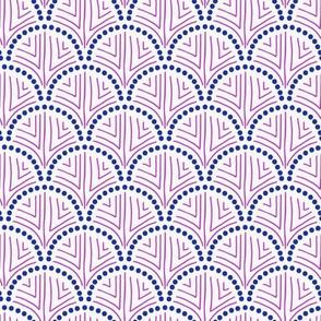 Hand Drawn Scallop in Navy and Magenta