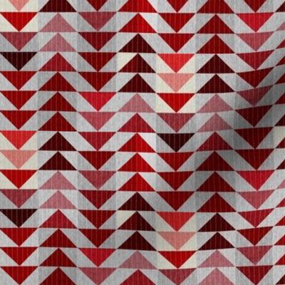 TriangleQuilt (crimson) SML 