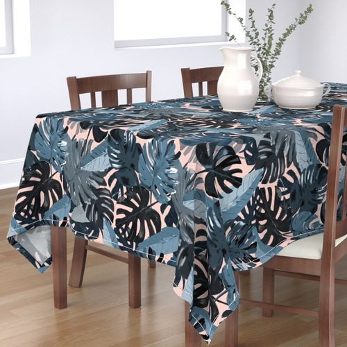 HOME_GOOD_RECTANGULAR_TABLE_CLOTH