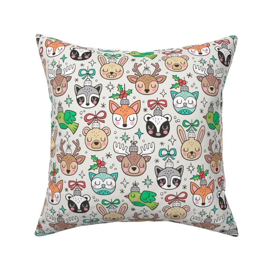 HOME_GOOD_SQUARE_THROW_PILLOW