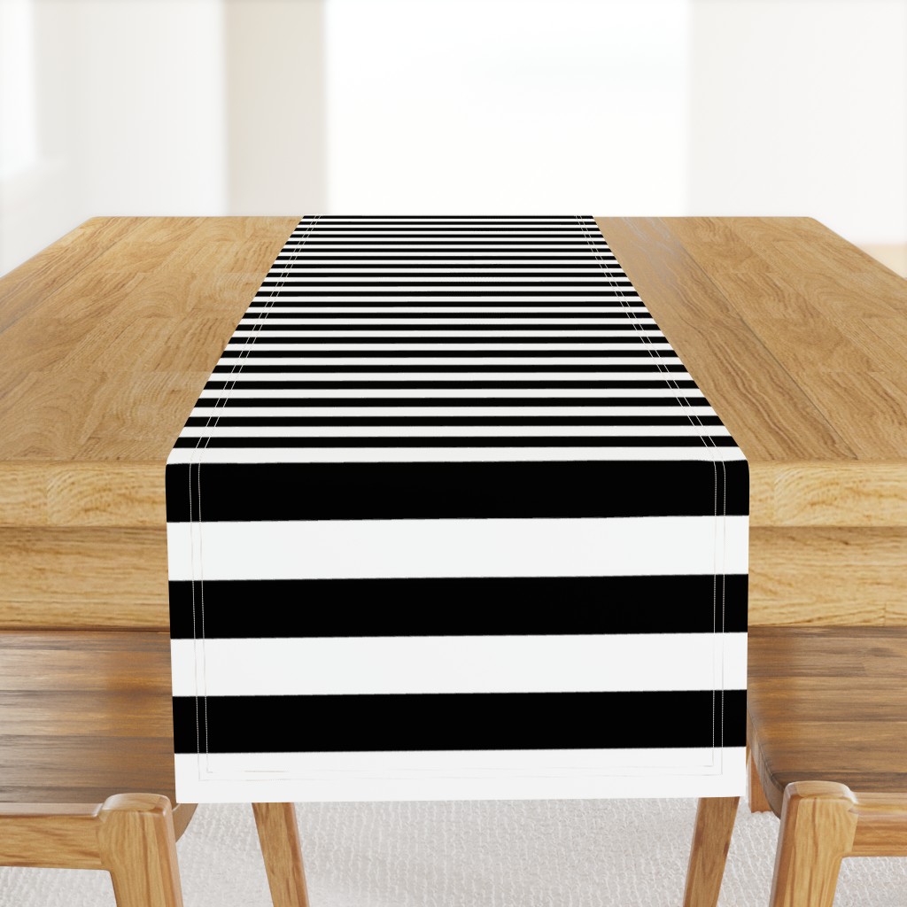 Small Cat Black and White Horizontal Witch Stripes