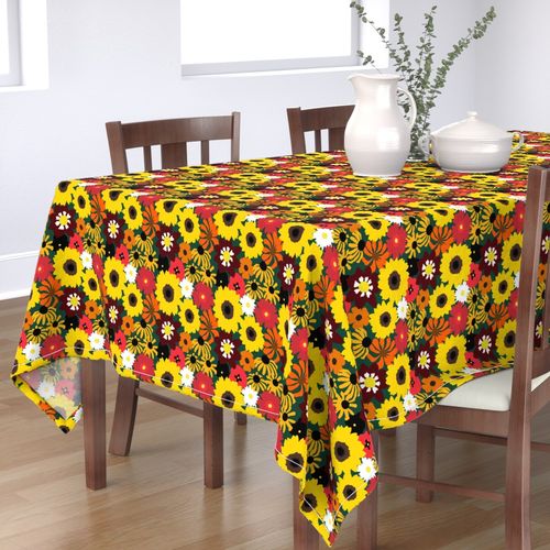 HOME_GOOD_RECTANGULAR_TABLE_CLOTH